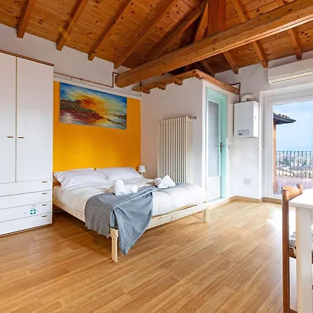 Apartman La Terrazza Sulla Citta - Immobili E Soluzioni Rent *